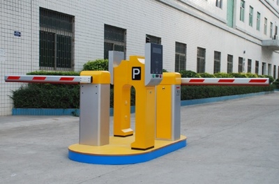 西安智慧交通與信息化管理 車輛門禁、監控工程與網站維護的協同發展